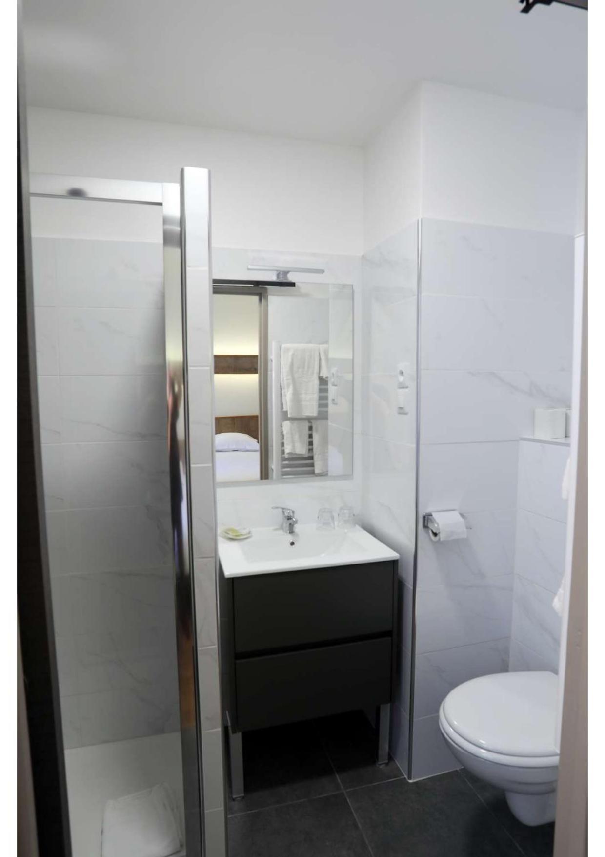 Hotel Belleville Lamalou-les-Bains Dış mekan fotoğraf